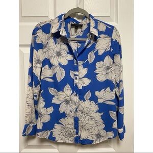 Banana Republic Classic Fit Blue Floral Button Down Shirt